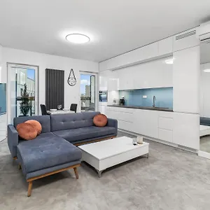 Nice To Host You Apartament Przy Stadionie Narodowym Warszawa
